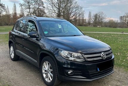 VW Tiguan 109.000 km 12.500 &euro; Frankfurt am Main 60486