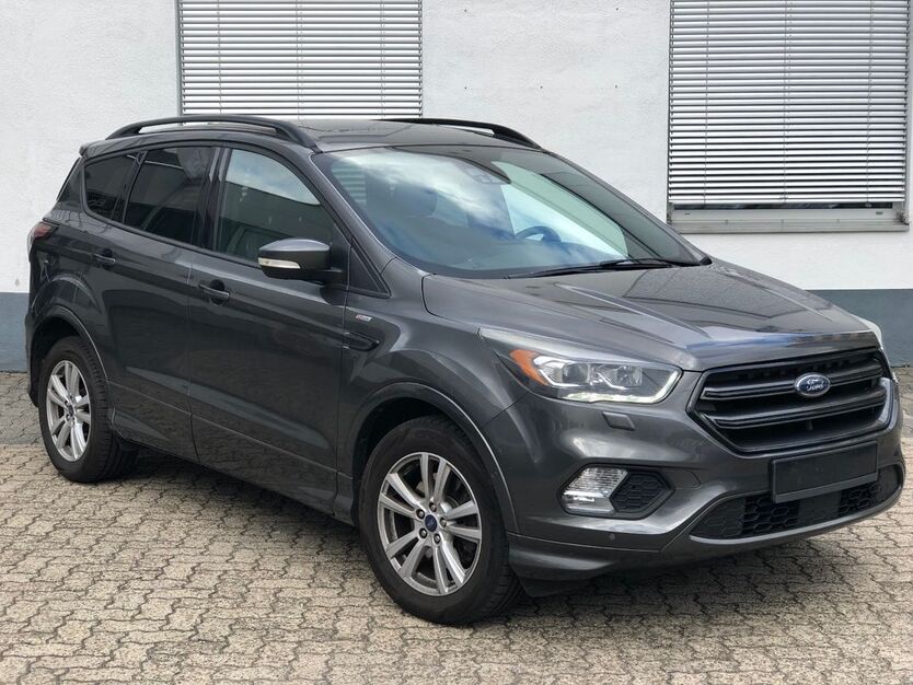 Ford Kuga 70.000 km 16.900 € Langen 63225