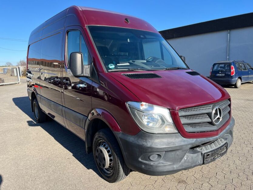 Mercedes-Benz Sprinter 176.500 km 12.950 € Bornheim 53332