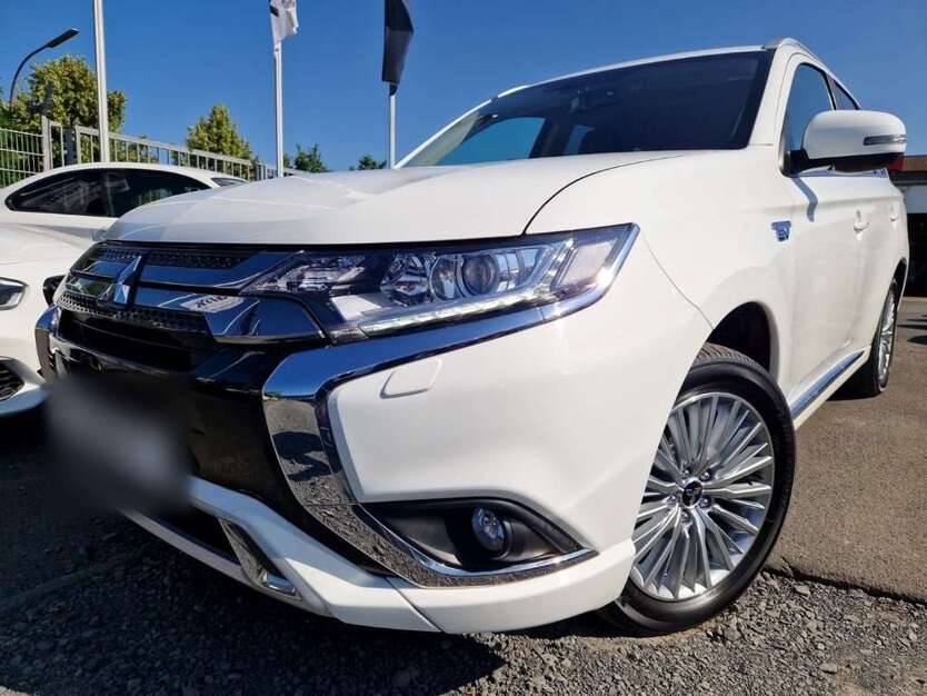 Mitsubishi Outlander 62.016 km 21.990 € Grünwald 82031