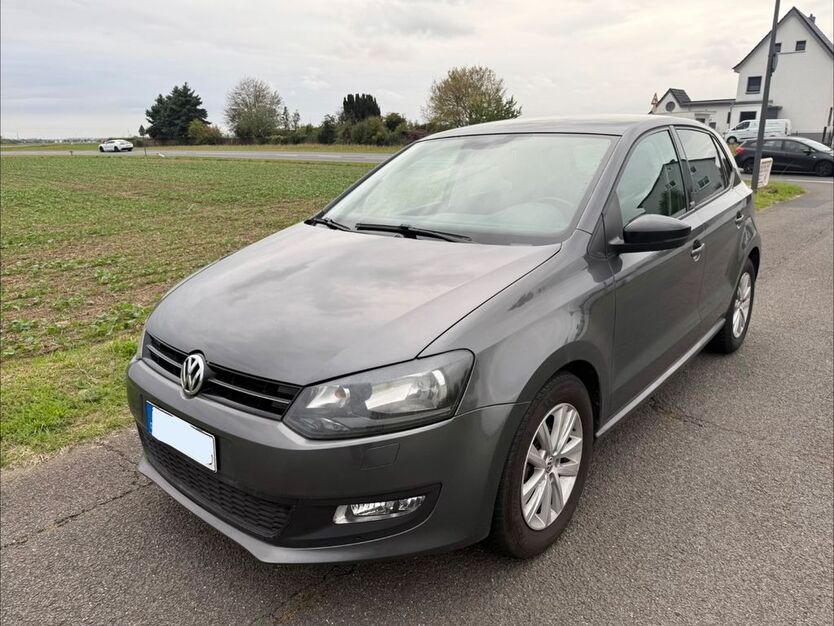 VW Polo 258.000 km 4.600 € Köln 51147