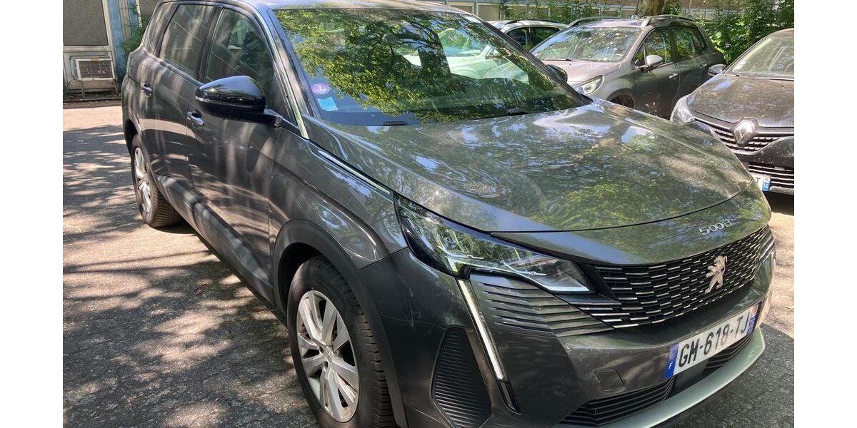 Peugeot 5008 147.000 km 14.637 &euro; Hofheim am Taunus 65719