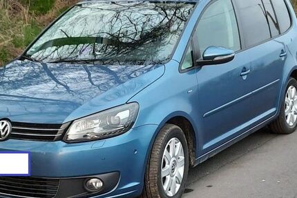 VW Touran 147.000 km 7.714 &euro; Selb 95100