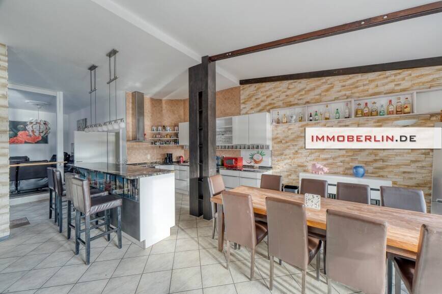 Einfamilienhaus Wustrow Canow - 8 Zimmer, 290 m&sup2;, 599.000&euro; | Angebot:26289633