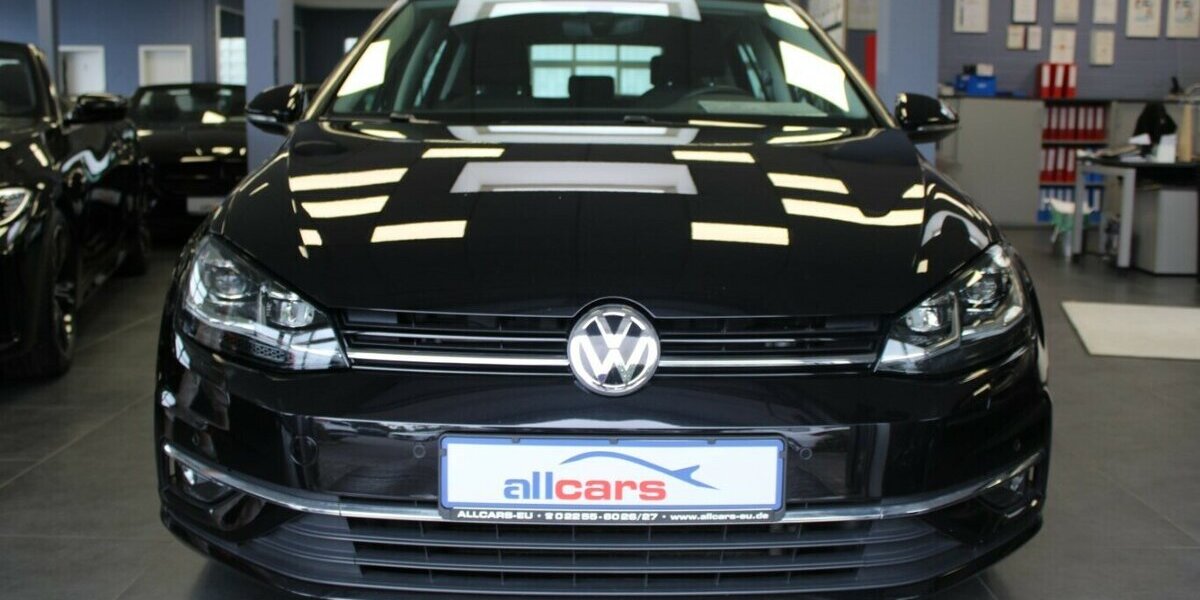 VW Golf 1.5 TSI ACT BMT Highline 83.752 km 15.980 &euro; Euskirchen 53881