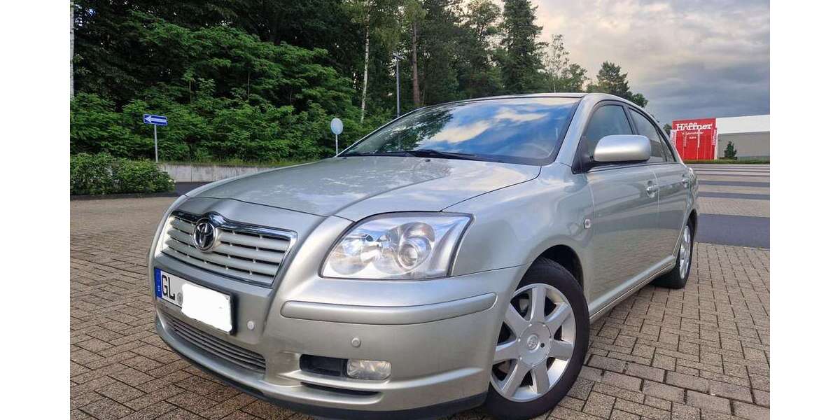 Toyota Avensis 143.000 km 2.950 &euro; Rösrath 51503