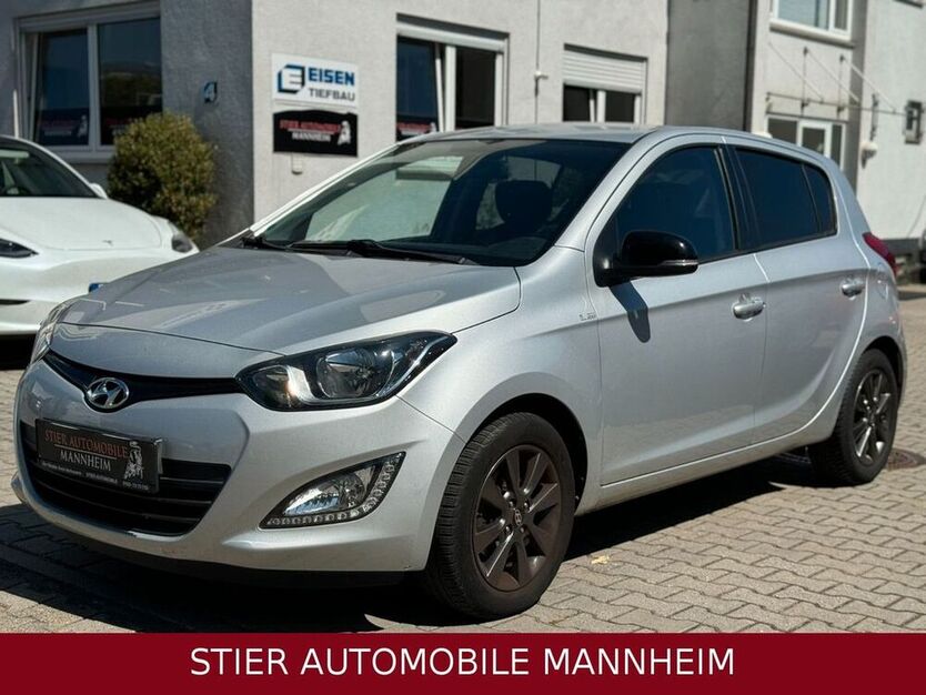i20