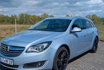 Opel Insignia 162.000 km 6.499 &euro; Seffern 54636