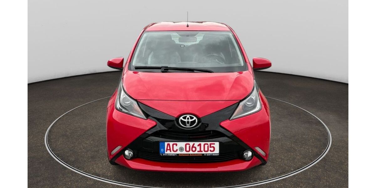 Toyota Aygo (X) 62.000 km 7.790 &euro; Alsdorf 52477