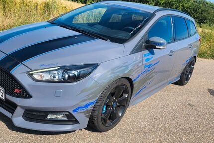 Ford Focus 113.000 km 14.999 &euro; Höhfröschen 66989