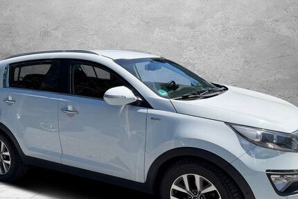 Kia Sportage 98.000 km 9.499 &euro; Detmold 32758
