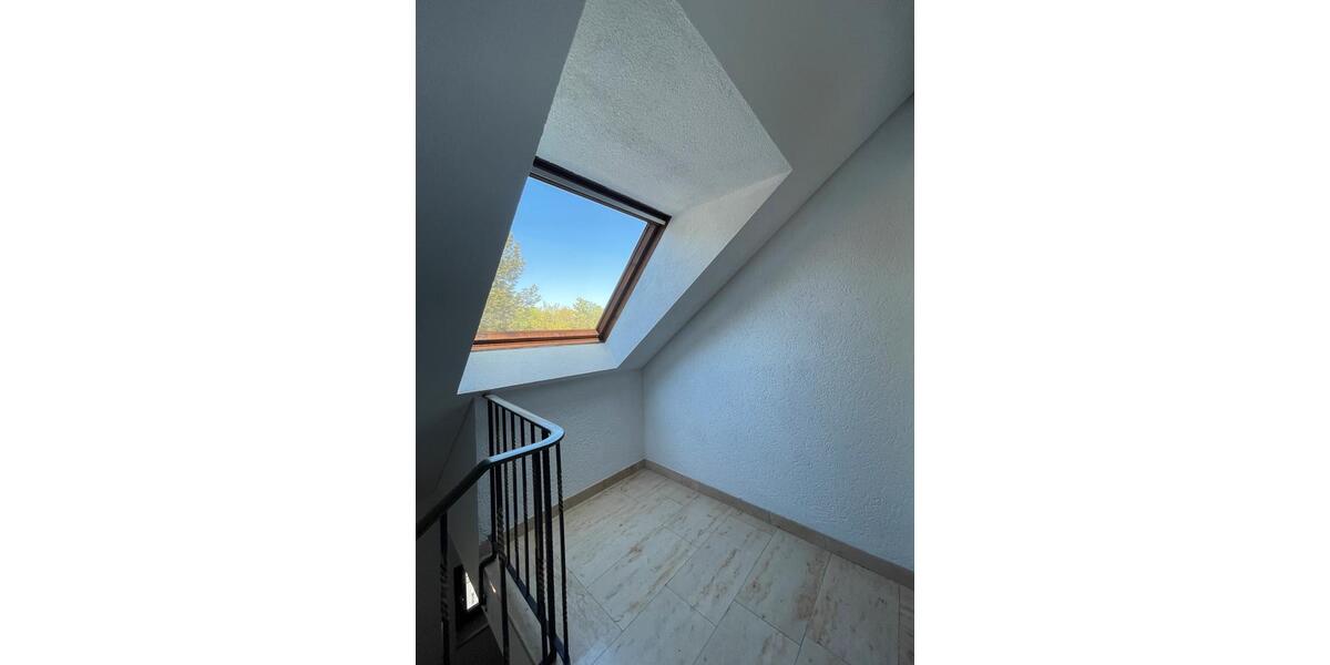 Dachgeschoßwohnung Bayreuth Meyernberg - 2 Zimmer, 89 m&sup2;, 980&euro; | Angebot:26407109