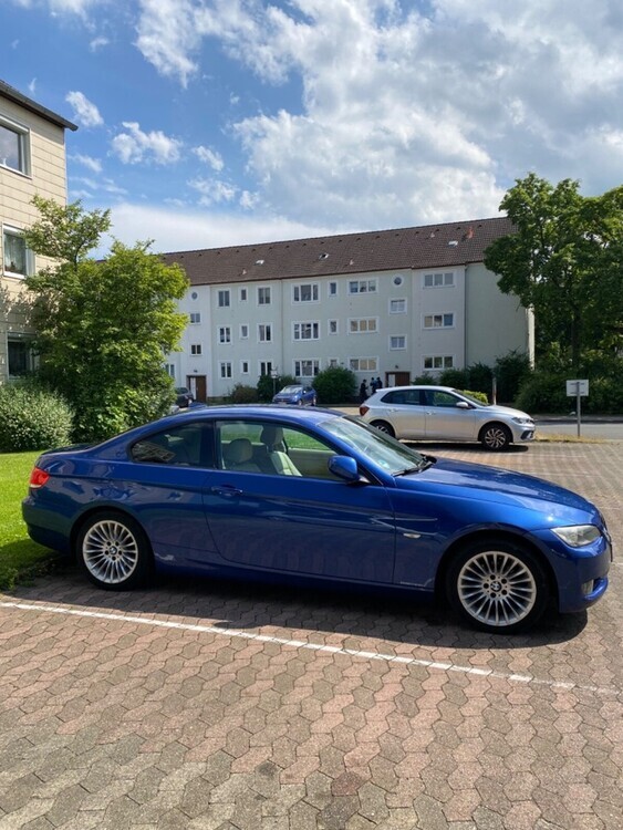 BMW E 320 158.000 km 9.850 € Wolfsburg 38440