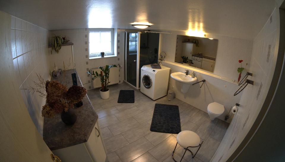 Etagenwohnung Eschershausen - 5 Zimmer, 156 m&sup2;, 230.000&euro; | Angebot:26563329