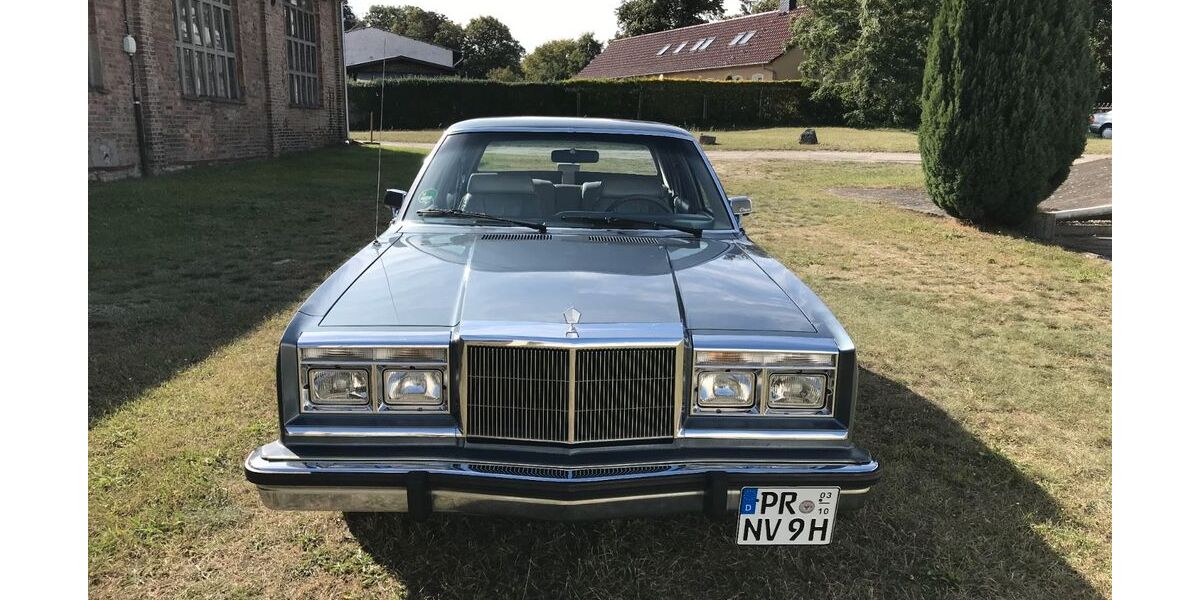 Chrysler New Yorker 135.000 km 8.900 &euro; Pritzwalk 16928