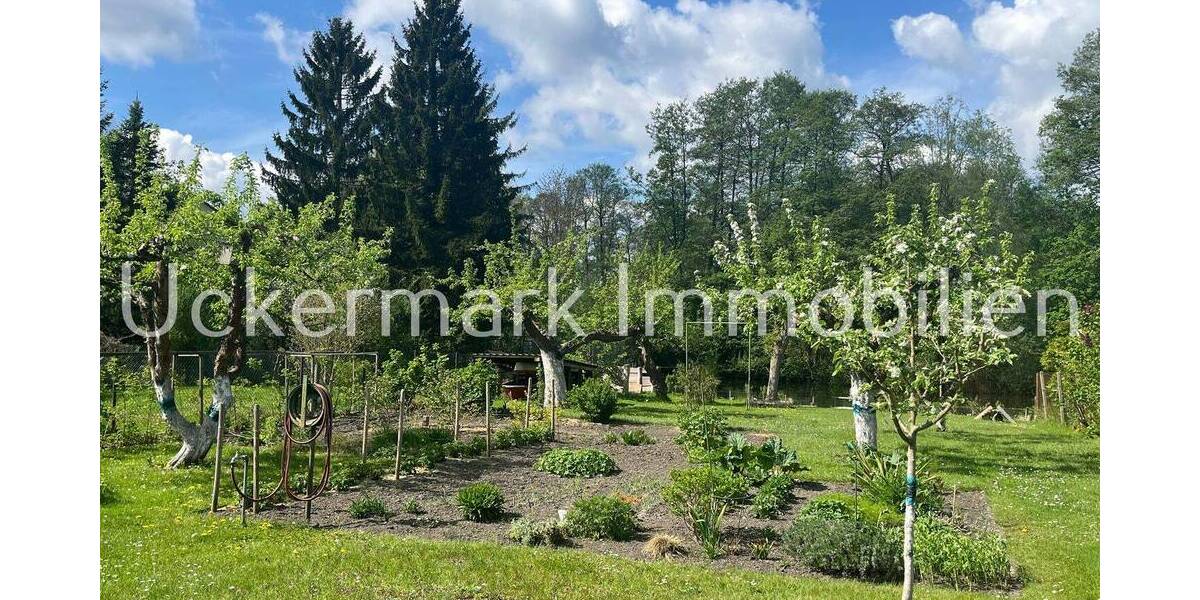 Mehrfamilienhaus, Wohnhaus Lychen - 7 Zimmer, 230 m&sup2;, 499.000&euro; | Angebot:26843828