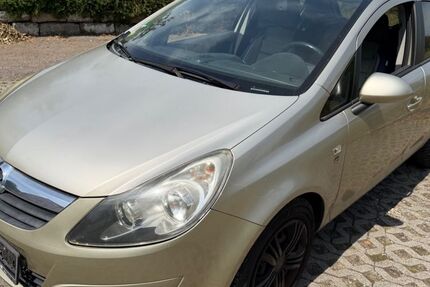 Opel Corsa 128.000 km 3.300 &euro; Stuttgart 70437