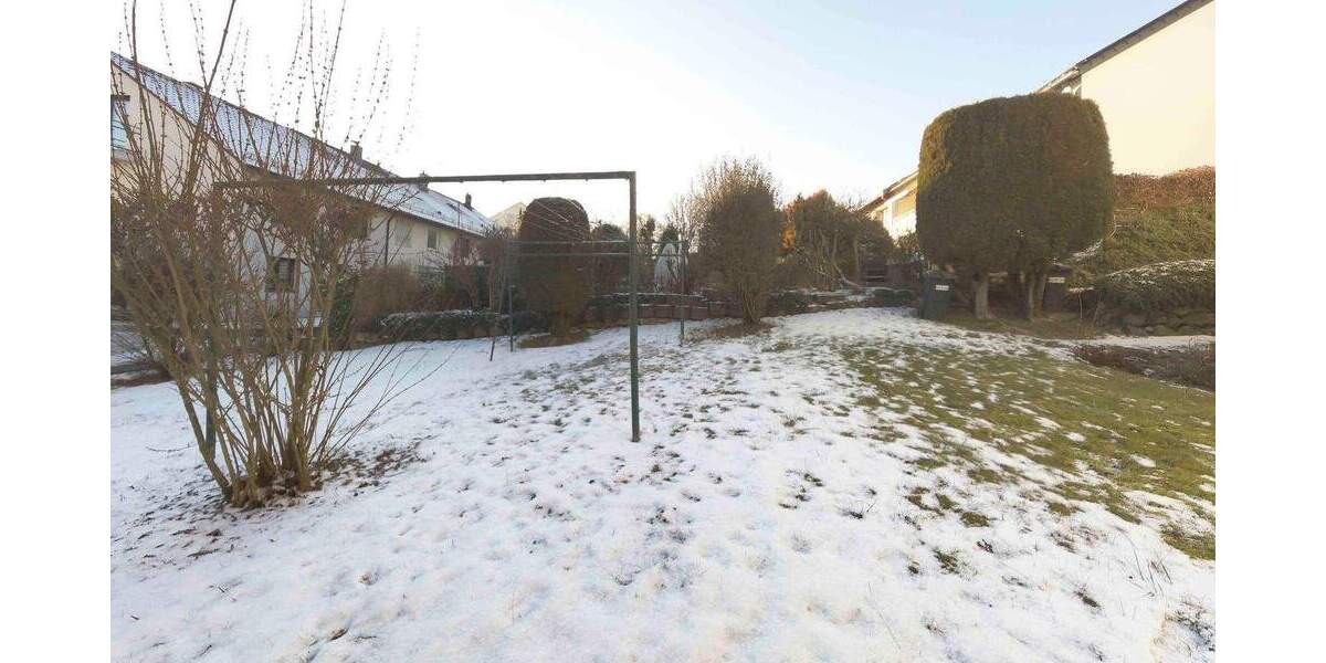 Wohnen in der Natur: Etagenwohnung mit Gemeinschaftsgarten 2 zimmer