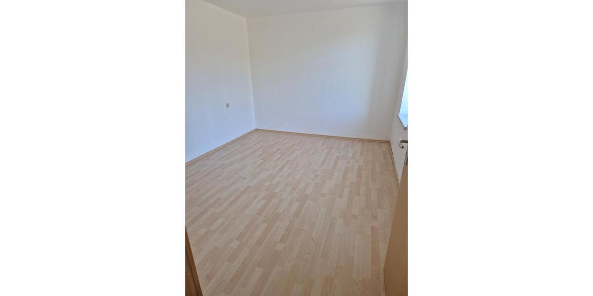 Erdgeschoßwohnung Olbernhau - 4 Zimmer, 62 m&sup2;, 450&euro; | Angebot:26380118