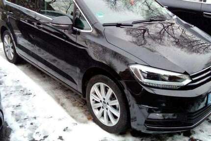 VW Touran 15.700 km 34.290 &euro; Roth 91154