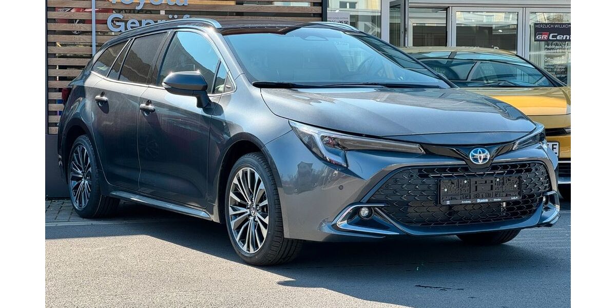 Toyota Corolla 3.500 km 32.490 &euro; Arnsberg-Neheim 59755