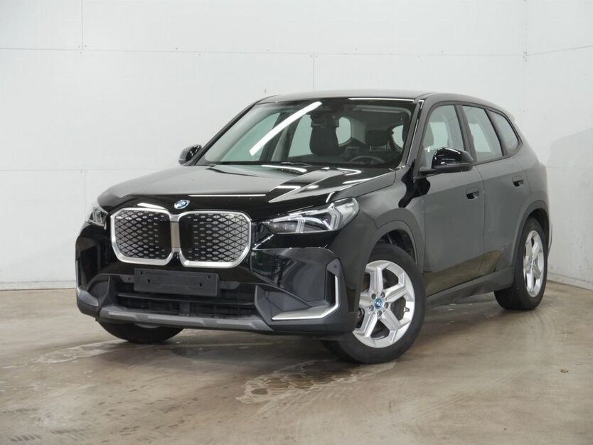 BMW iX1 13.600 km 40.490 € Buchschwabach bei Nürnberg 90574