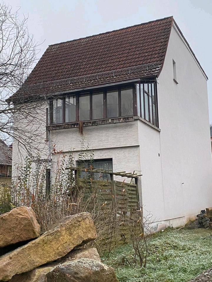 Sanierungsbedürftiges Haus in Großburschla