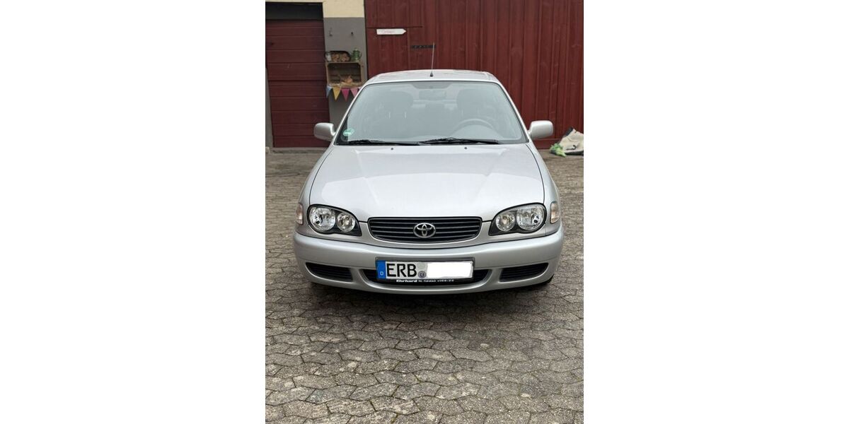 Toyota Corolla 120.600 km 2.300 &euro; Fränkisch-Crumbach 64407