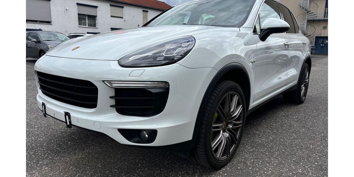 Porsche Cayenne 199.995 km 24.850 &euro; Neu Isenburg 63263