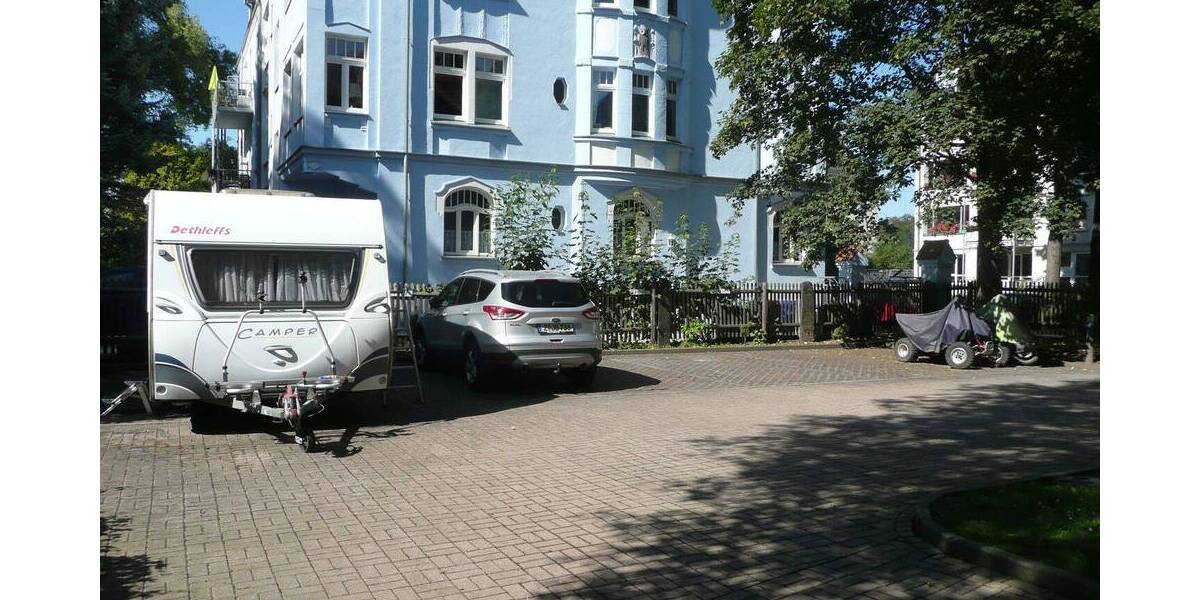 Zimmer Zwickau Pölbitz - 5 Zimmer, 156 m&sup2;, 1.095&euro; | Angebot:26170929