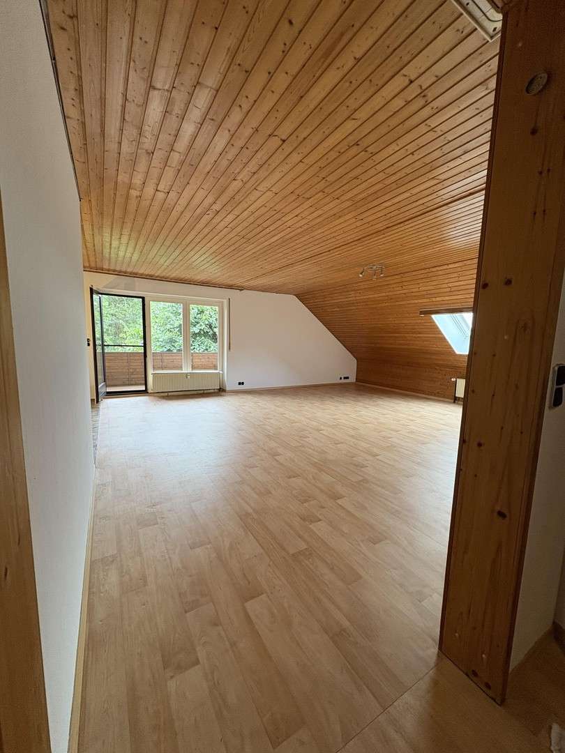 Wohnung zum Mieten in Ermreus 900 € 120 m² 3 zimmer