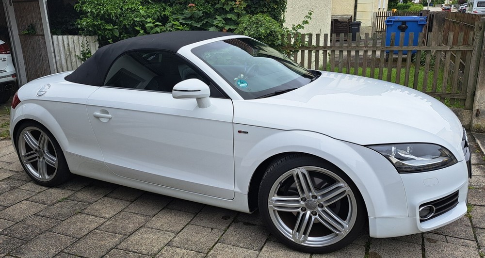 Audi TT Roadster 150.000 km 15.600 &euro; Burghausen 84489