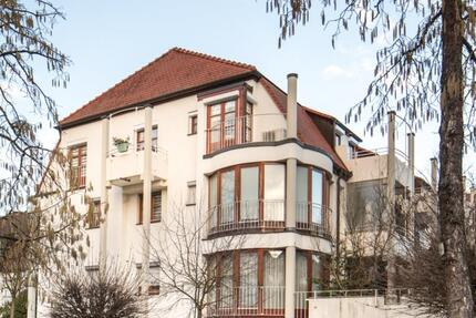 Sehr schöne 2 Zi. DG-Wohnung im Stadtzentrum in ruhiger Lage 2 zimmer