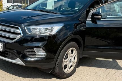Ford Kuga 60.000 km 15.000 &euro; Hamburg 21147