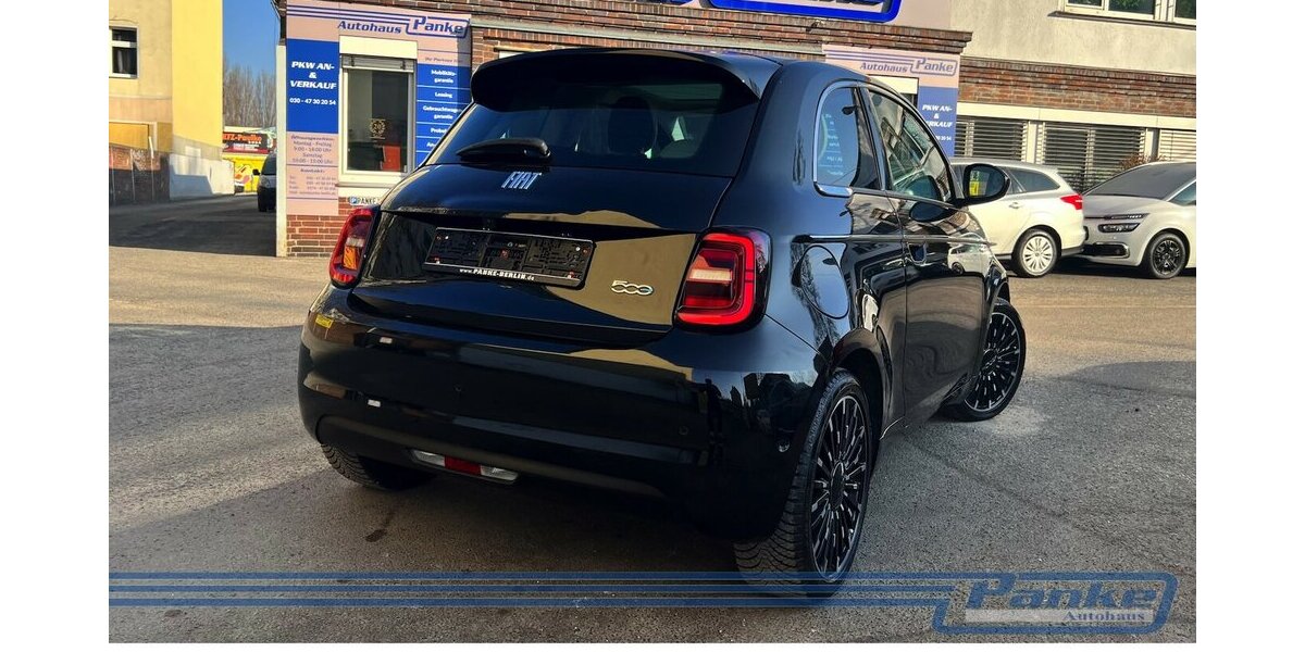 Fiat 500e La Prima By Bocelli 42kWh*Pano*ACC*LED*SHZ 13.910 km 18.990 &euro; Berlin 13187
