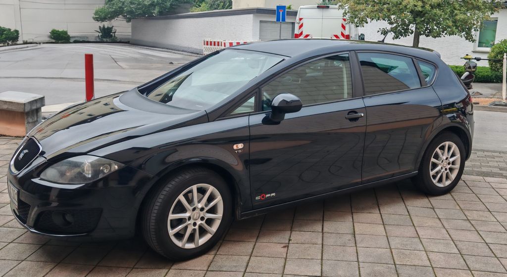Seat Leon 149.000 km 5.900 &euro; Bad Lippspringe 33175