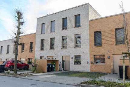 Haus zum Kaufen in Emmerich am Rhein 399.000 € 139 m² 5 zimmer