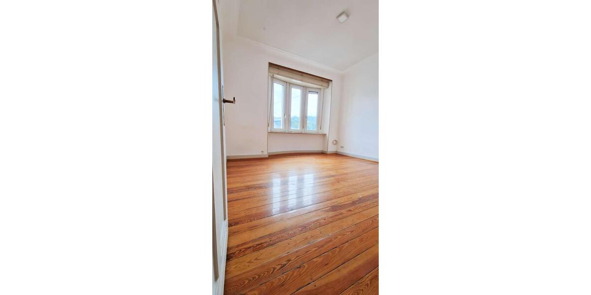Etagenwohnung Idar-Oberstein Oberstein - 3 Zimmer, 90 m&sup2;, 600&euro; | Angebot:23012403