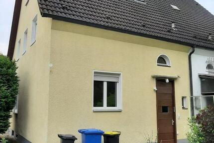 Haus Nürnberg Buchenbühl - 5 Zimmer, 90 m&sup2;, 810.000&euro; | Angebot:24614096