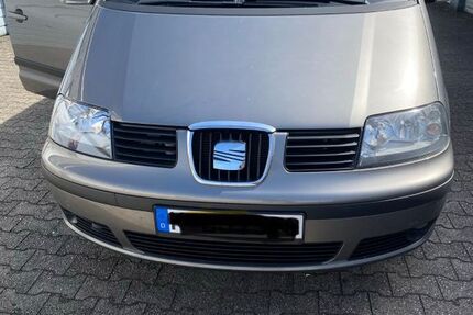 Seat Alhambra 110.000 km 9.000 &euro; Köln 50765