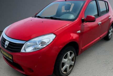 Dacia Sandero 135.823 km 1.850 &euro; Tuttlingen 78532