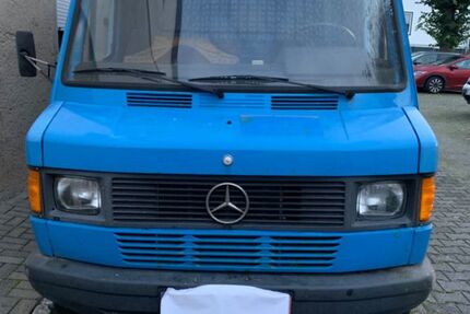 Mercedes-Benz Sprinter 166.000 km 3.500 € Martinroda 98693