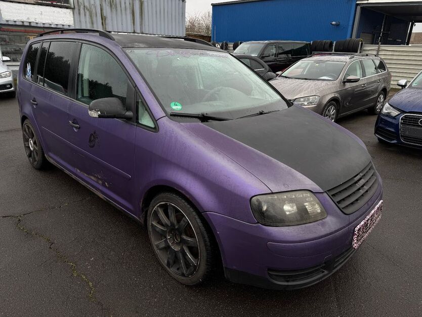 VW Touran 317.187 km 1.190 € Bad Salzdetfurth 31162
