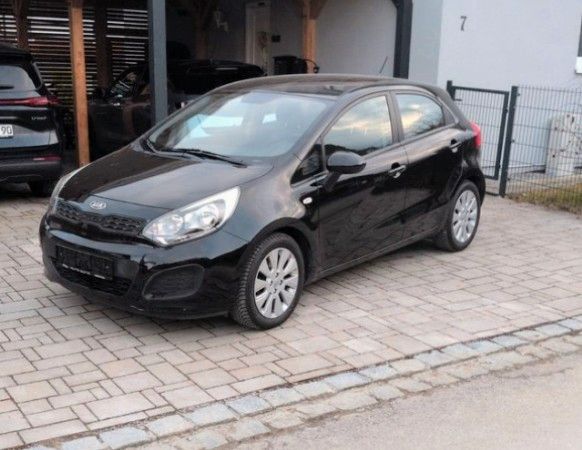 Kia Rio 185.700 km 4.290 &euro; Pfronten 87459