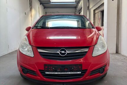 Opel Corsa 137.000 km 1.990 &euro; Reutlingen 72770