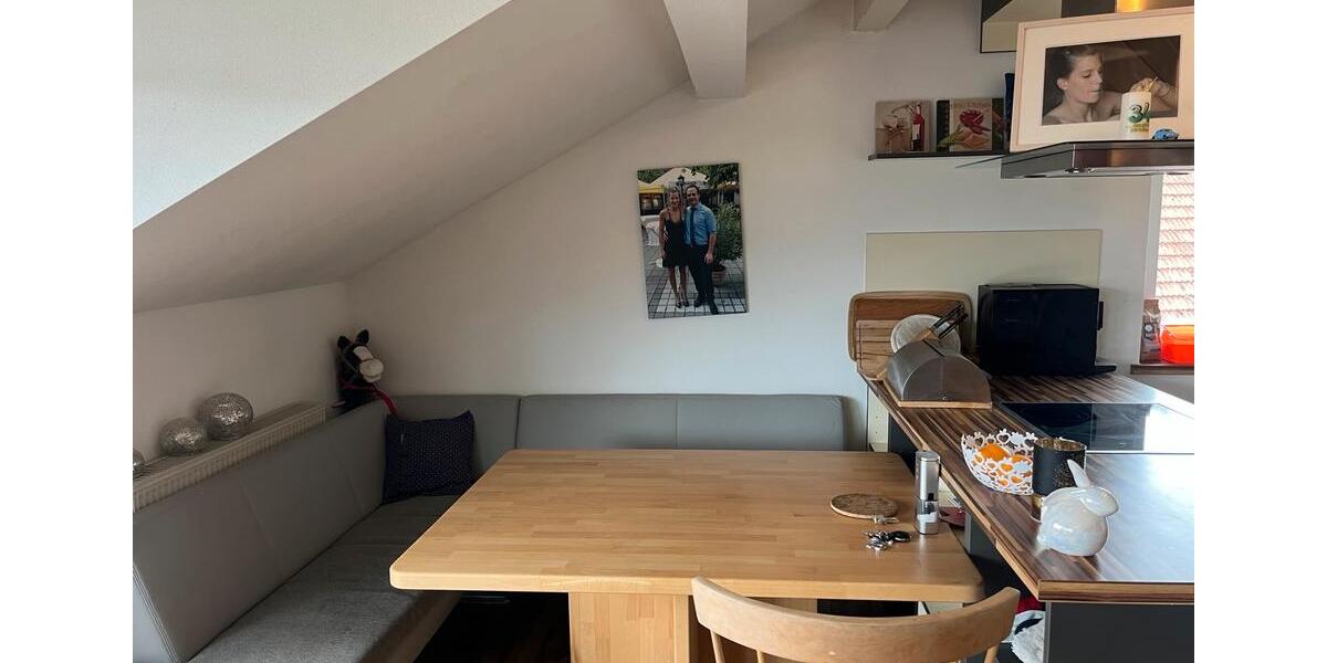 Dachgeschoßwohnung Kaufering - 3 Zimmer, 100 m&sup2;, 1.050&euro; | Angebot:25942833