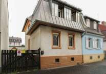 Haus zum Kaufen in Frankfurt 299.000 € 72.87 m²