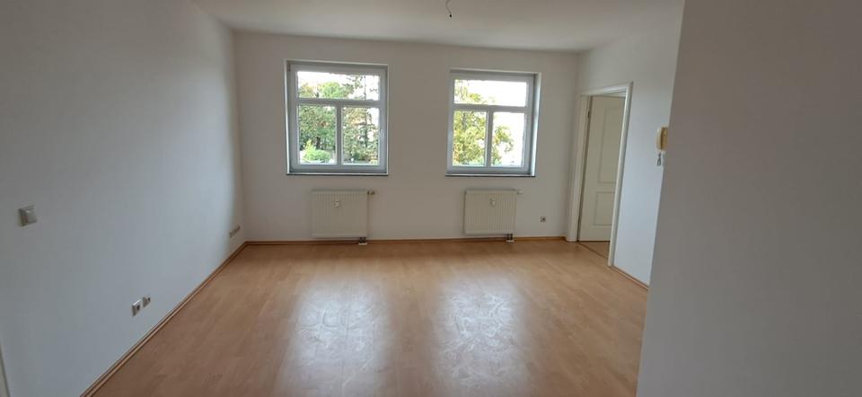  Machern am Schloss sonnige 2 Zimmer Aufzug im Haus zimmer