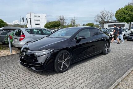 Mercedes EQS