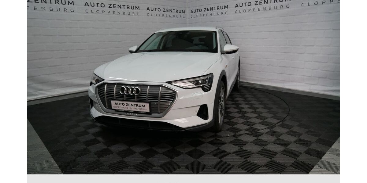 Audi e-tron 33.076 km 26.950 &euro; Cloppenburg 49661